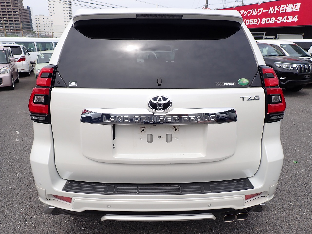 TOYOTA Land Cruiser Prado