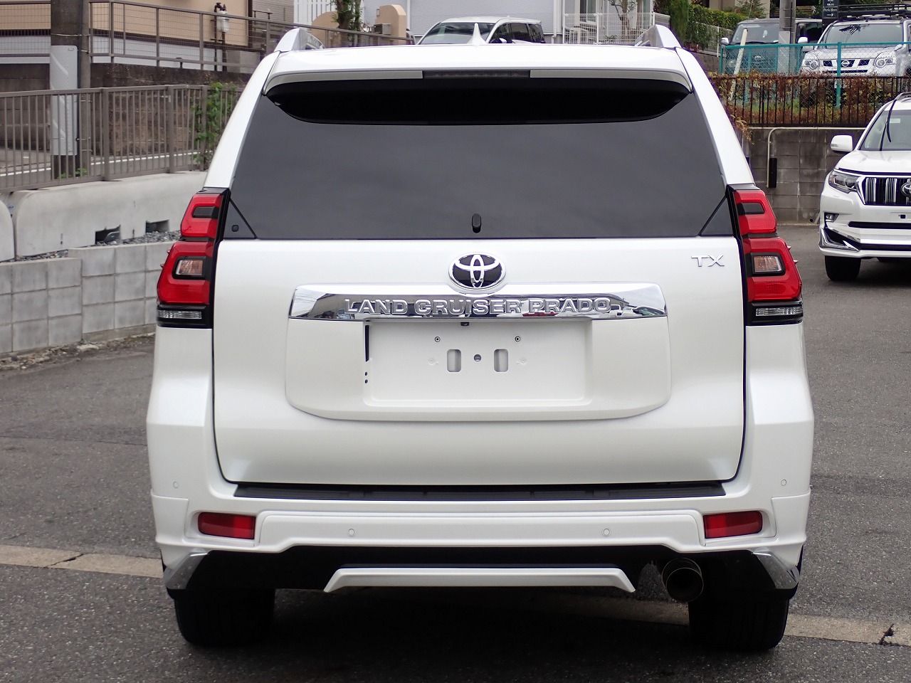 TOYOTA Land Cruiser Prado