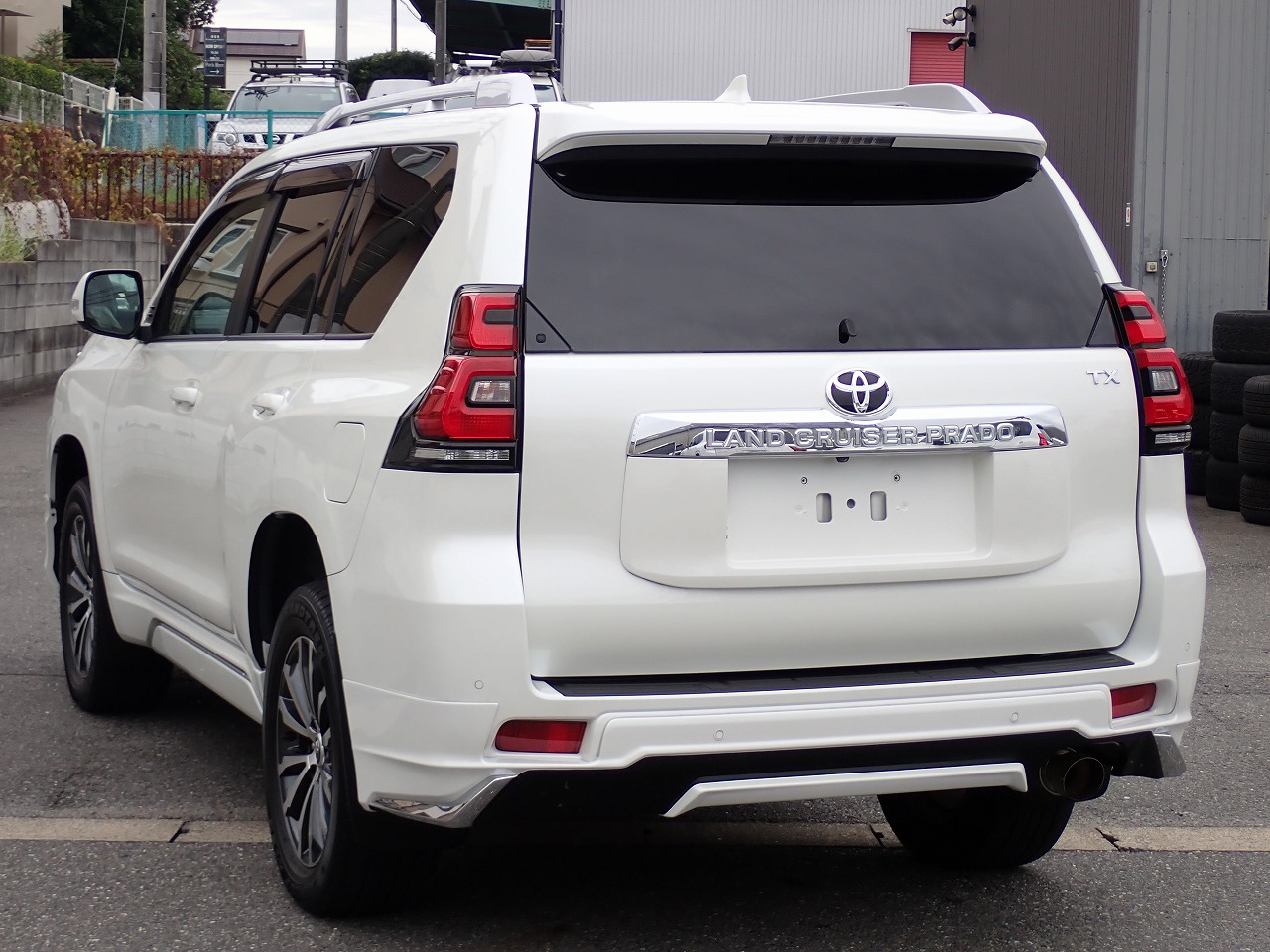 TOYOTA Land Cruiser Prado