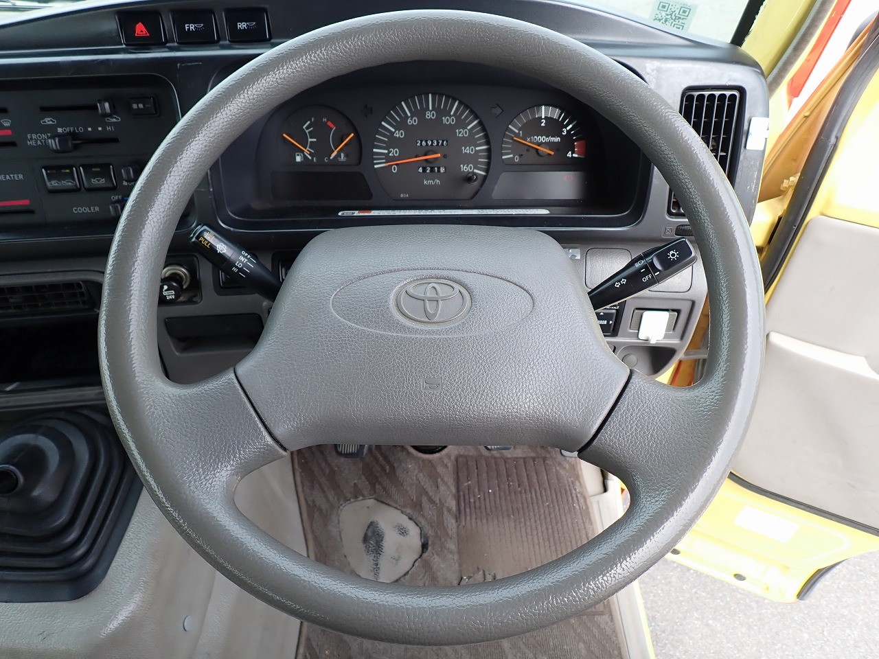 TOYOTA Coaster