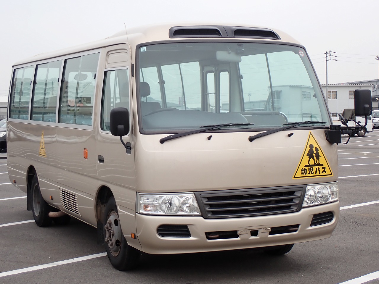 TOYOTA Coaster