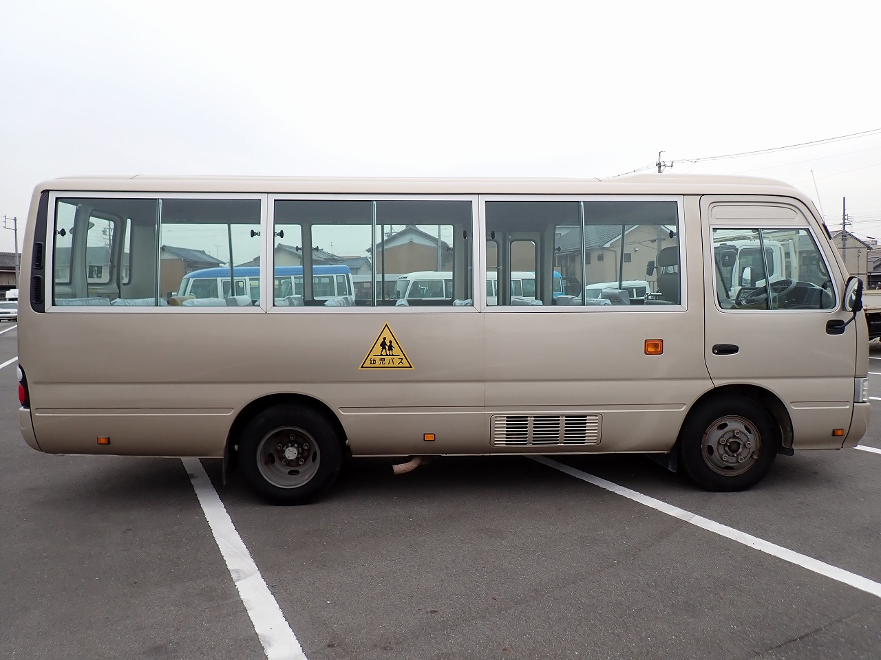 TOYOTA Coaster