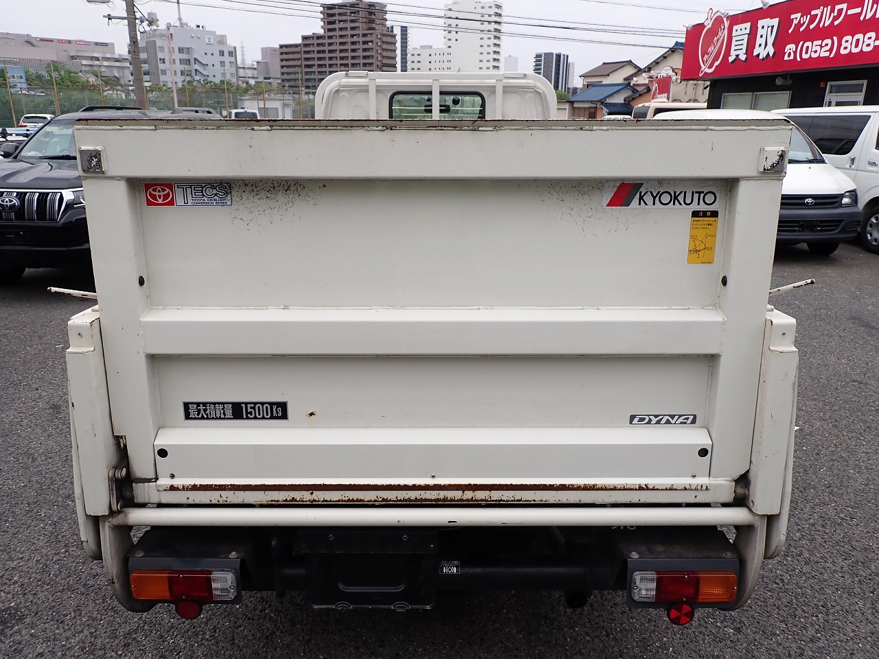 TOYOTA Dyna Truck