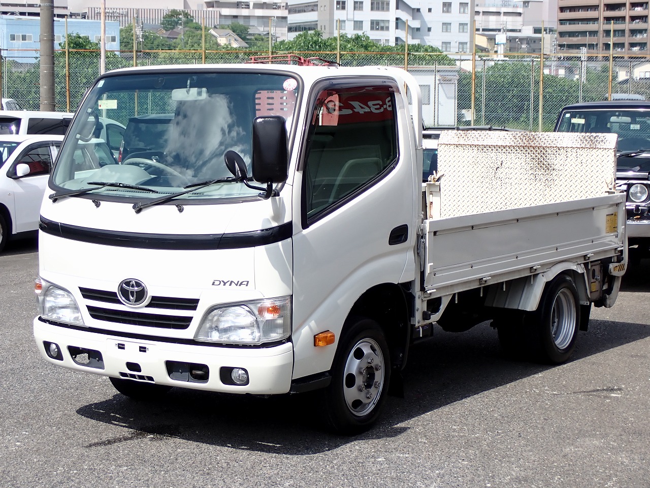 TOYOTA Dyna Truck