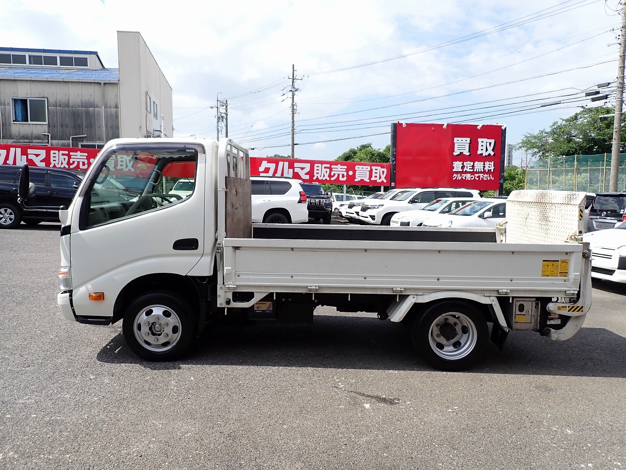 TOYOTA Dyna Truck