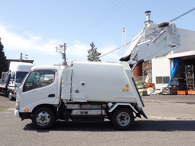 HINO Dutro