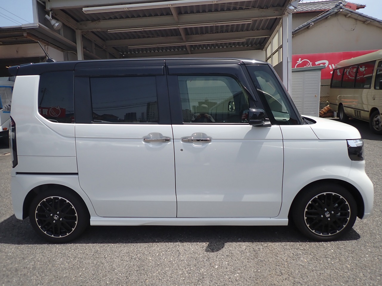 HONDA N BOX