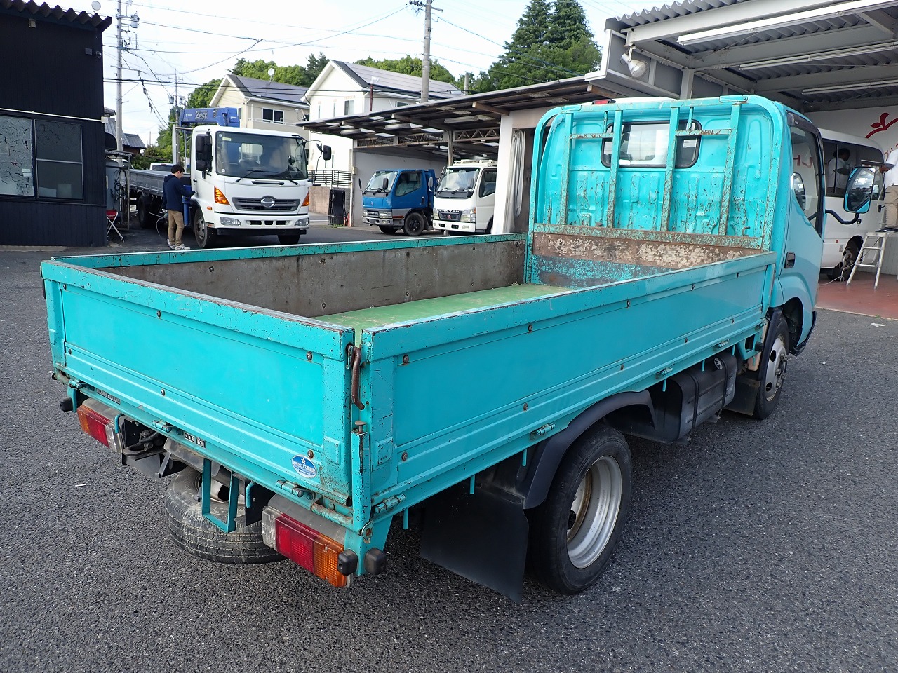 TOYOTA Dyna Truck