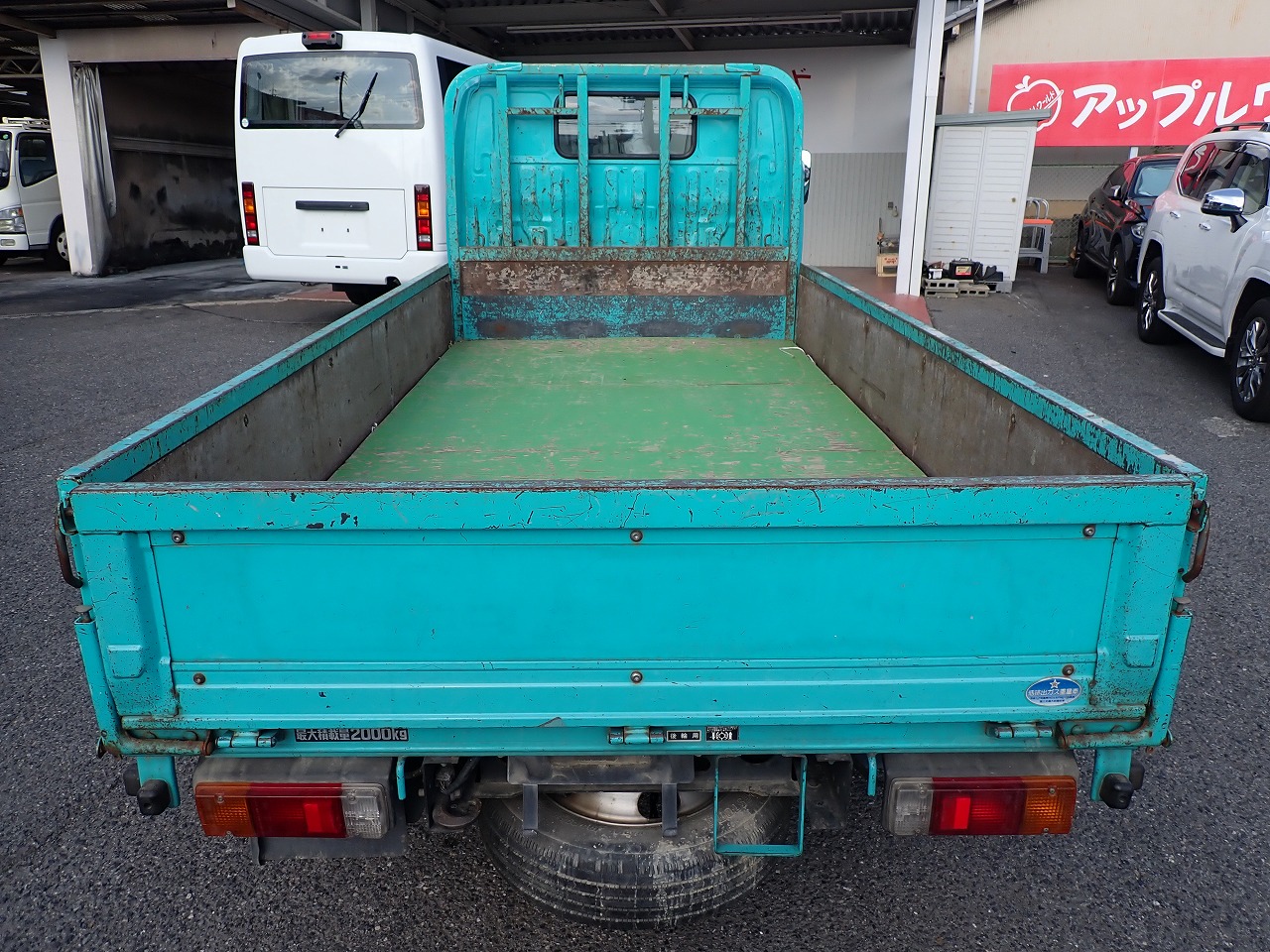 TOYOTA Dyna Truck