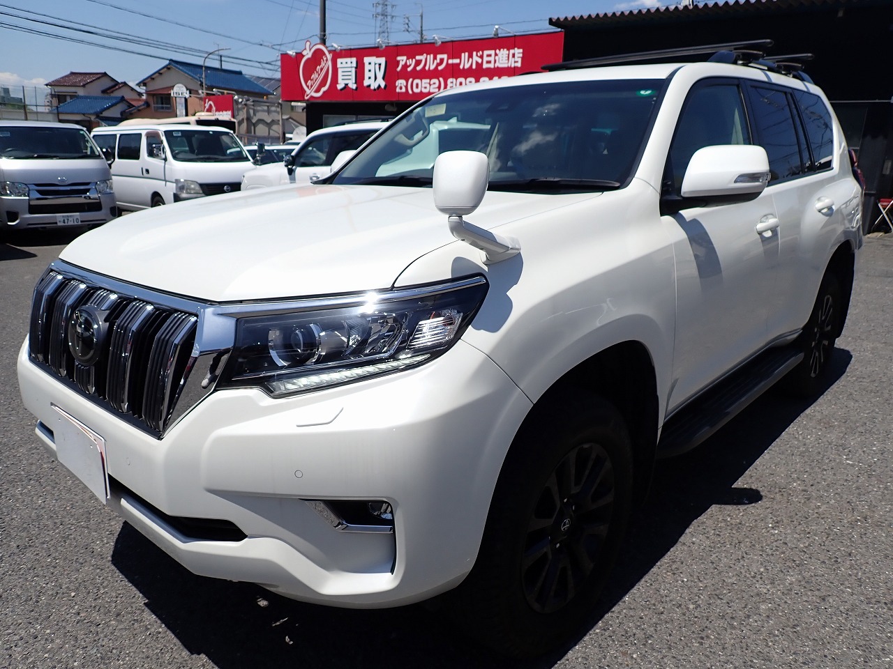 TOYOTA Land Cruiser Prado