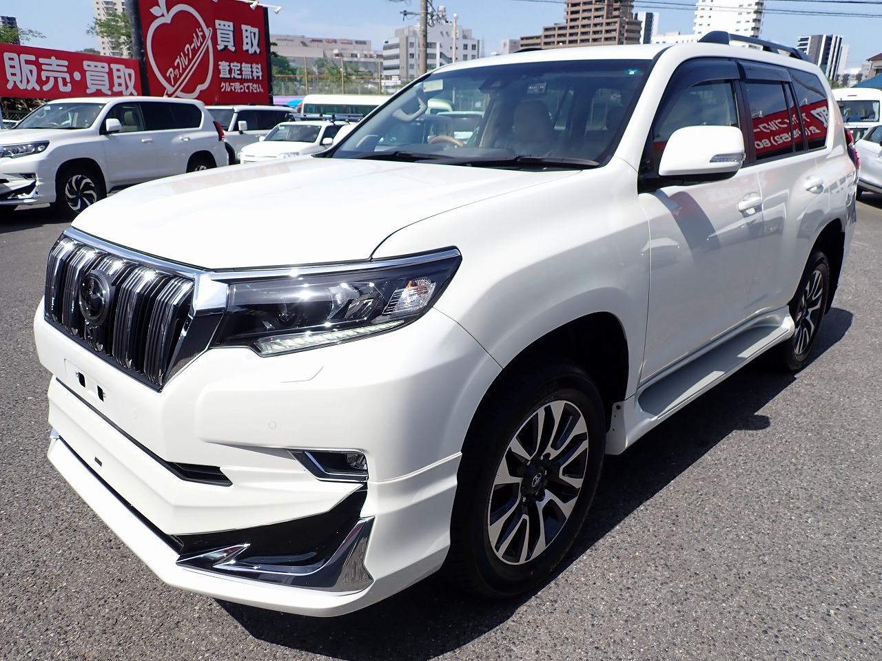 TOYOTA Land Cruiser Prado