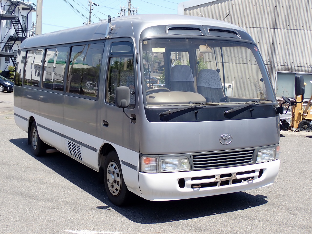 TOYOTA Coaster