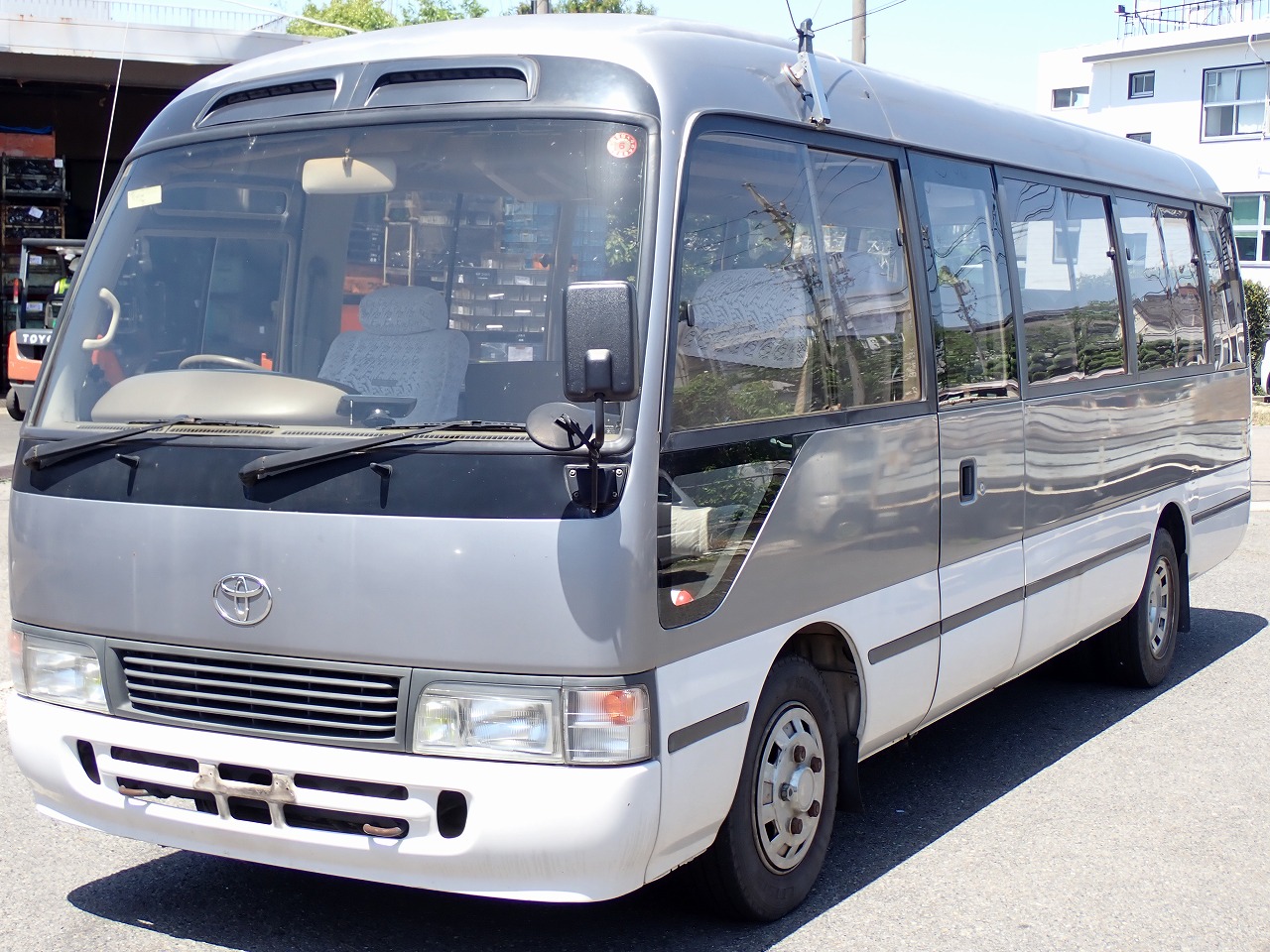 TOYOTA Coaster