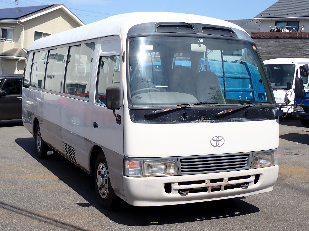 TOYOTA Coaster
