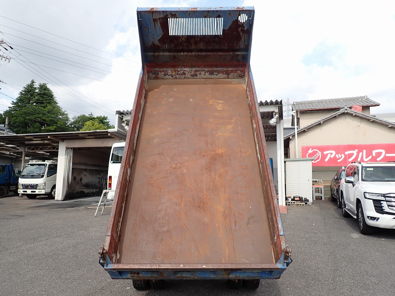 MITSUBISHI Canter
