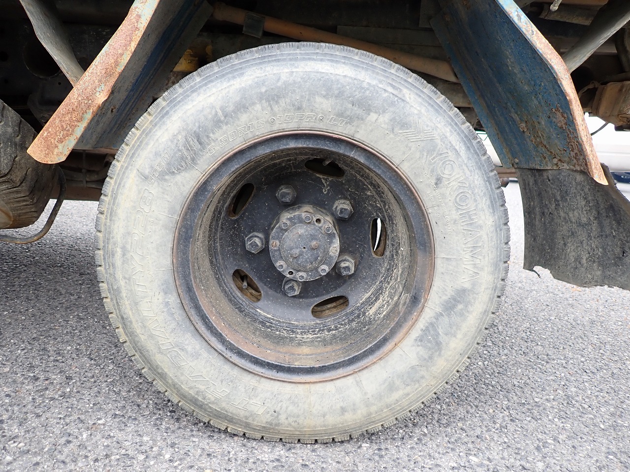 MITSUBISHI Canter