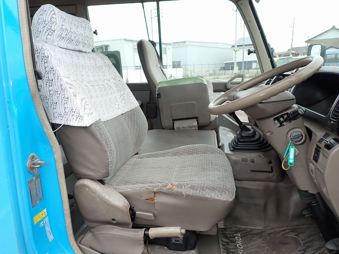 TOYOTA Coaster