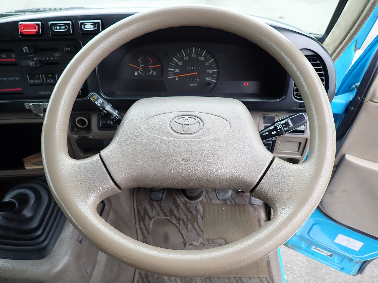 TOYOTA Coaster