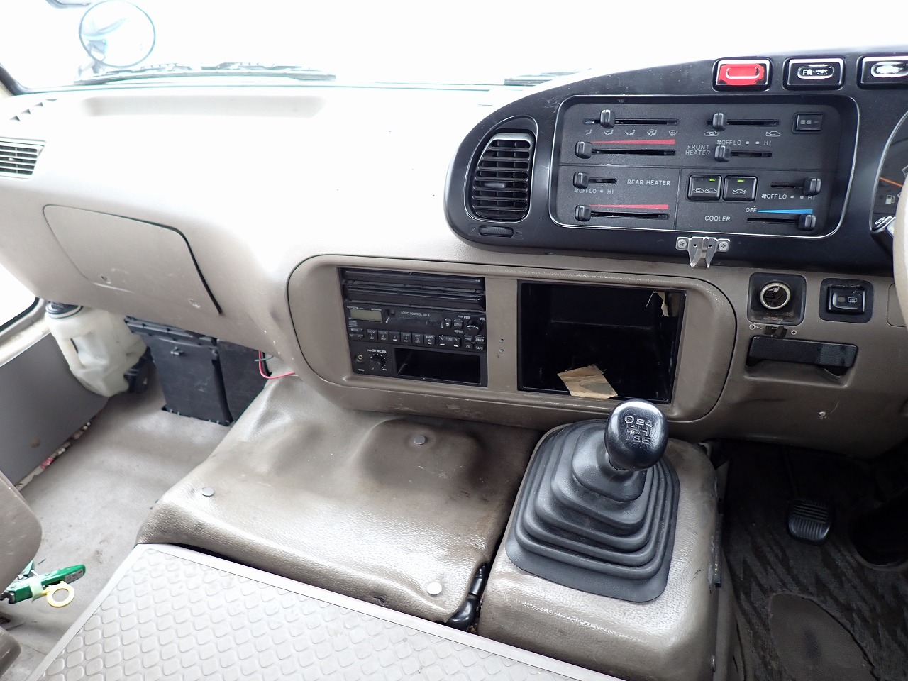 TOYOTA Coaster
