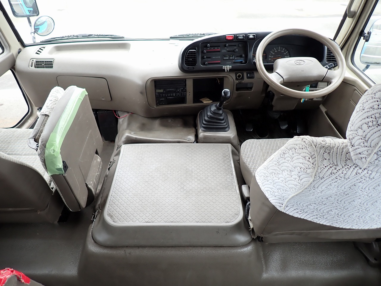 TOYOTA Coaster