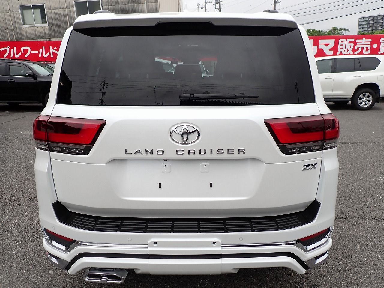 TOYOTA Land Cruiser