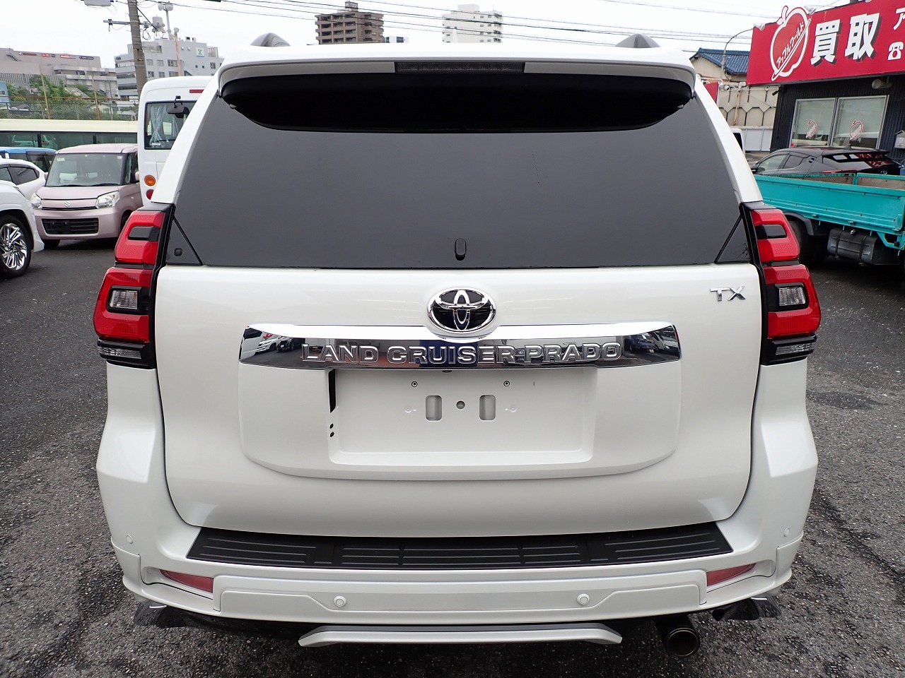 TOYOTA Land Cruiser Prado