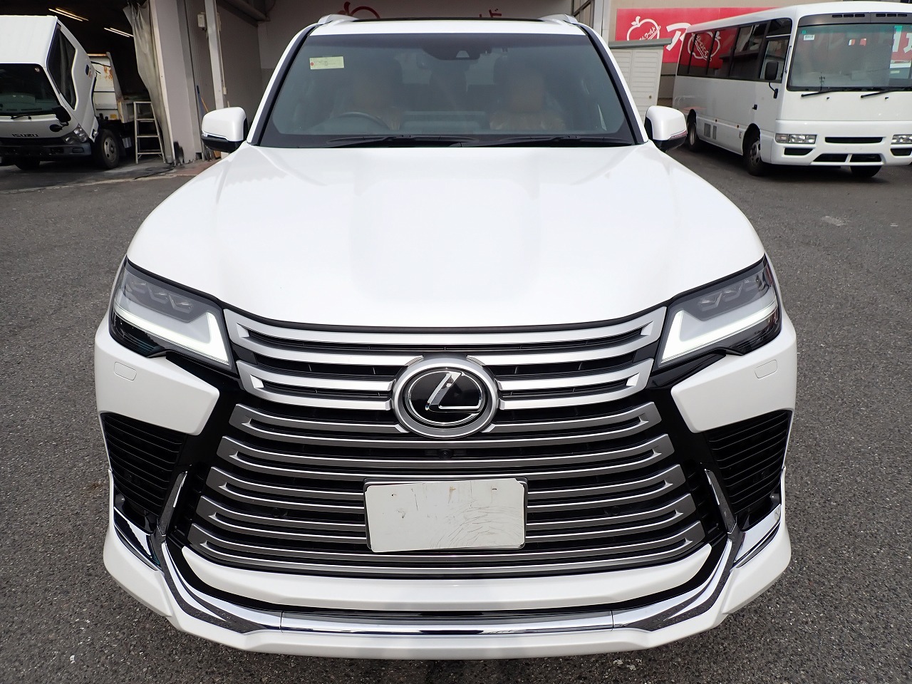 LEXUS LX