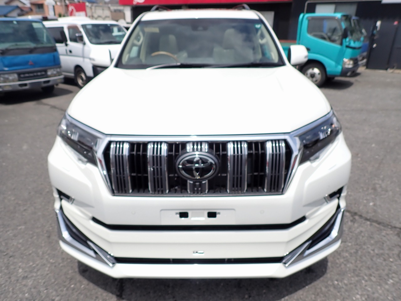 TOYOTA Land Cruiser Prado