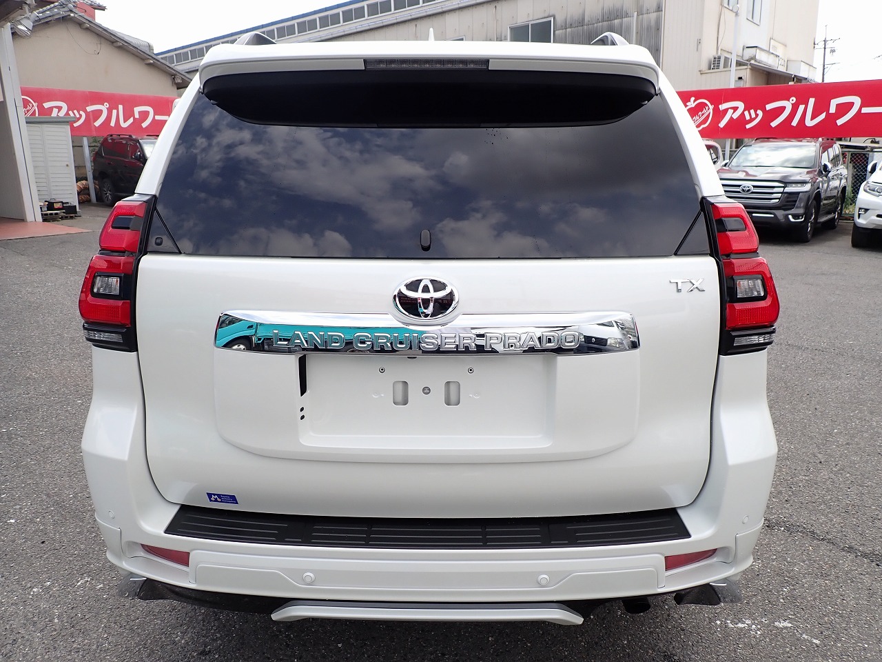 TOYOTA Land Cruiser Prado