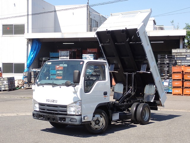 ISUZU Elf Truck