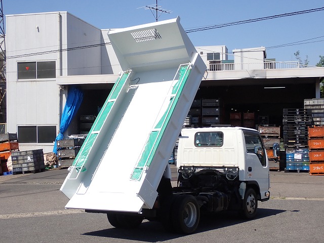 ISUZU Elf Truck