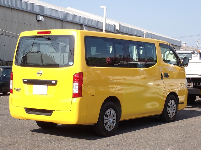 NISSAN NV 350 CARAVAN