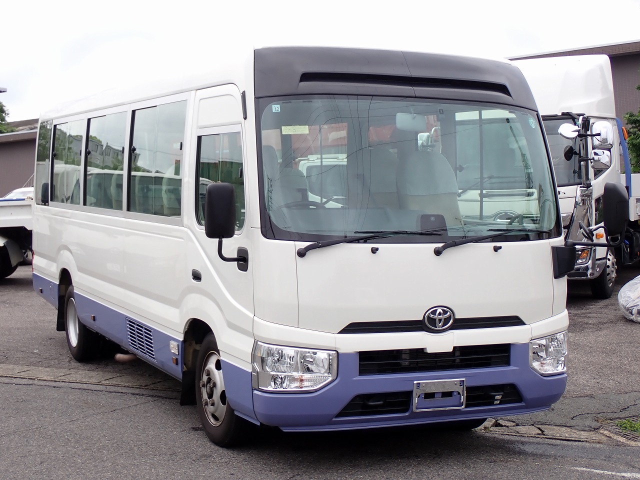 TOYOTA Coaster