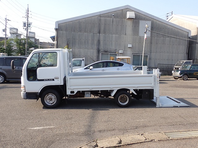 NISSAN Atlas