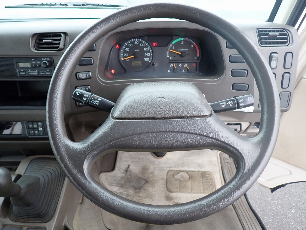 MITSUBISHI Rosa