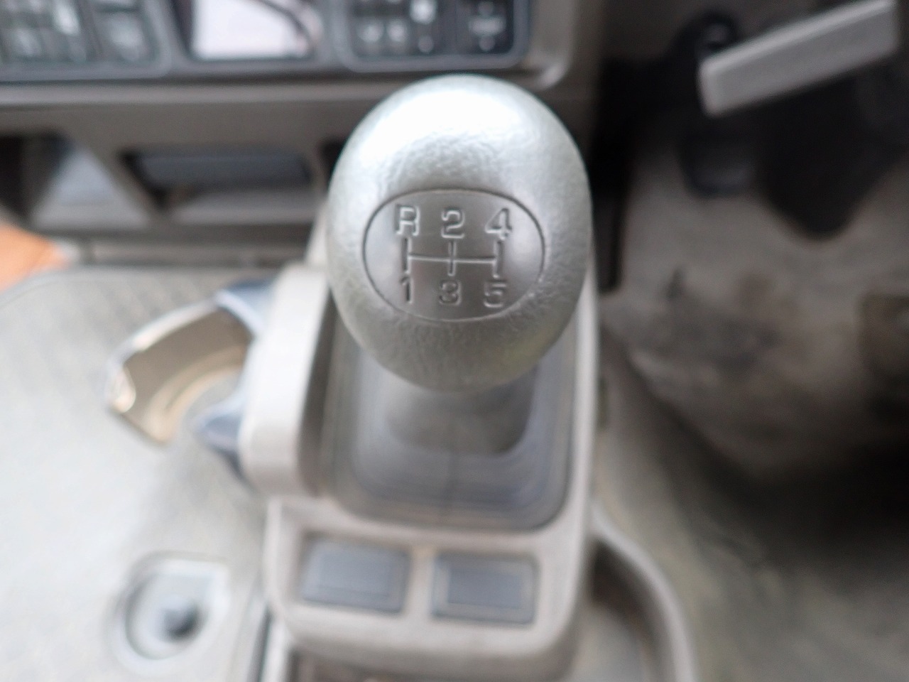 MITSUBISHI Rosa