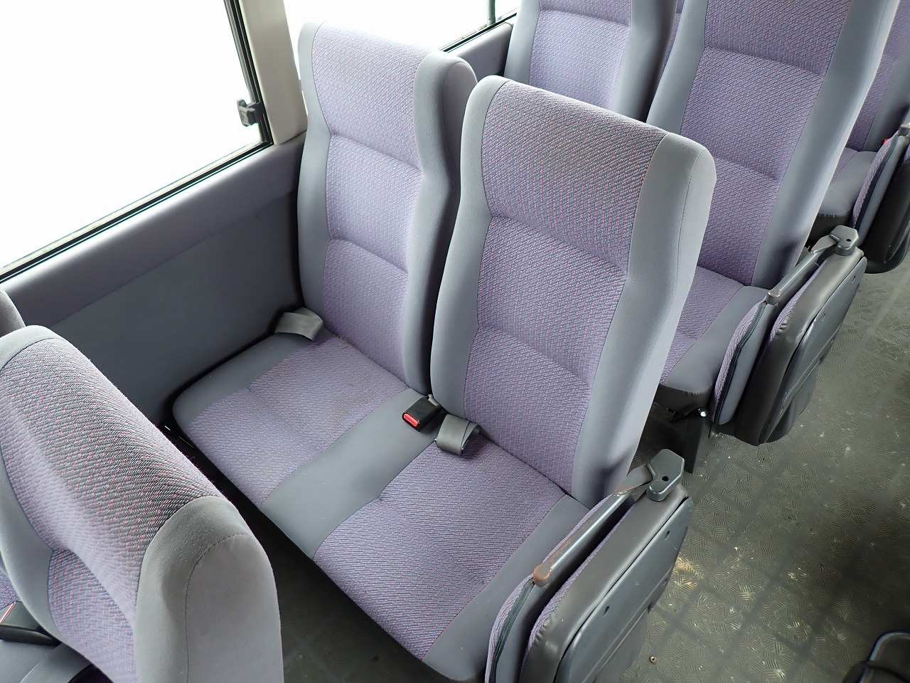NISSAN Civilian Bus