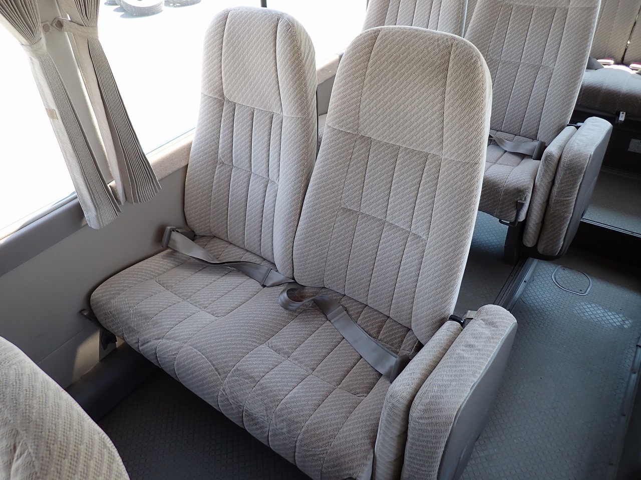 TOYOTA Coaster
