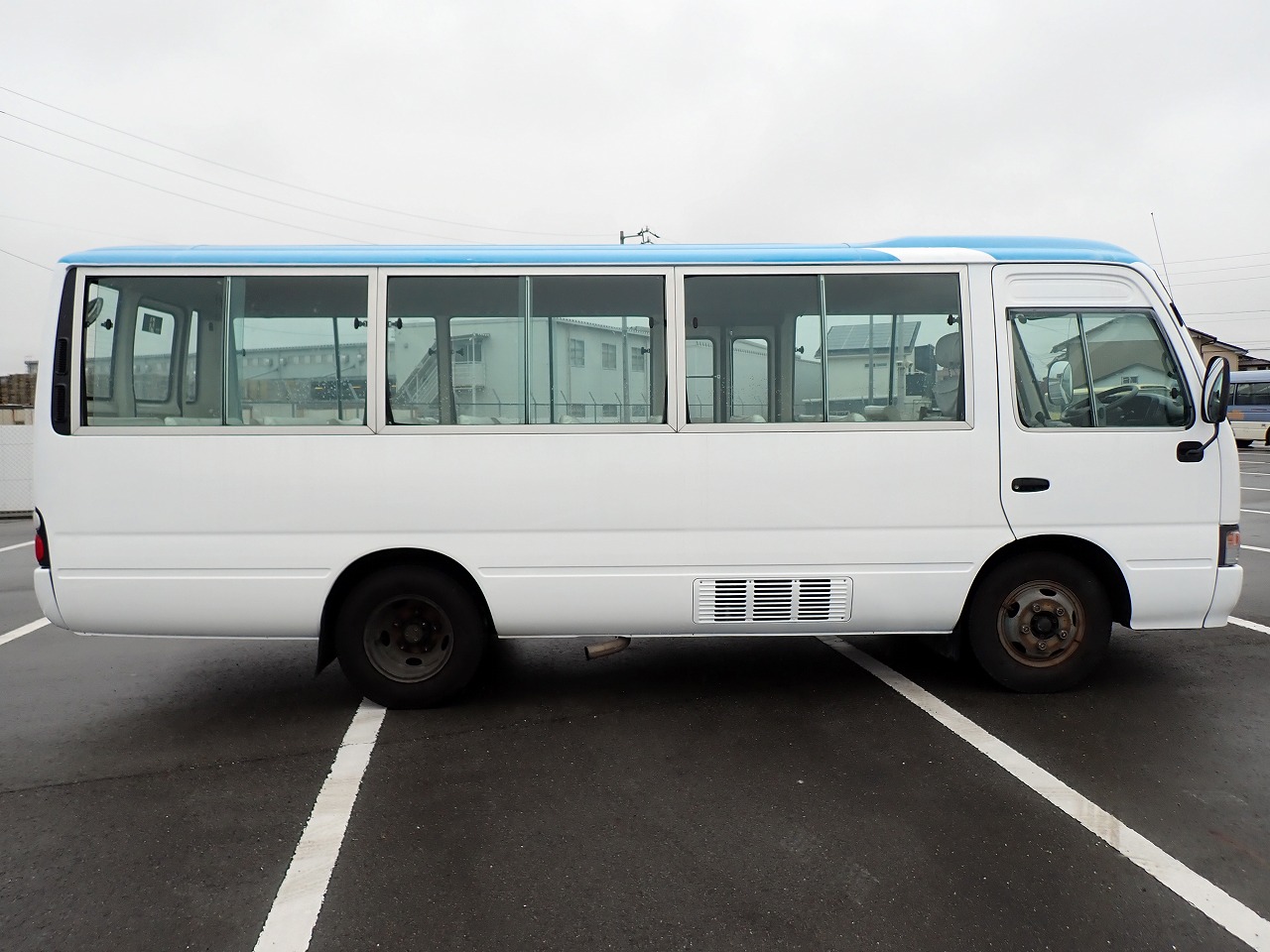 TOYOTA Coaster