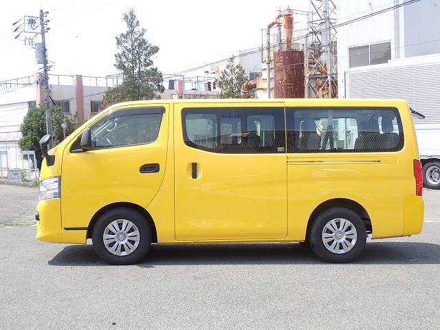 NISSAN NV 350 CARAVAN