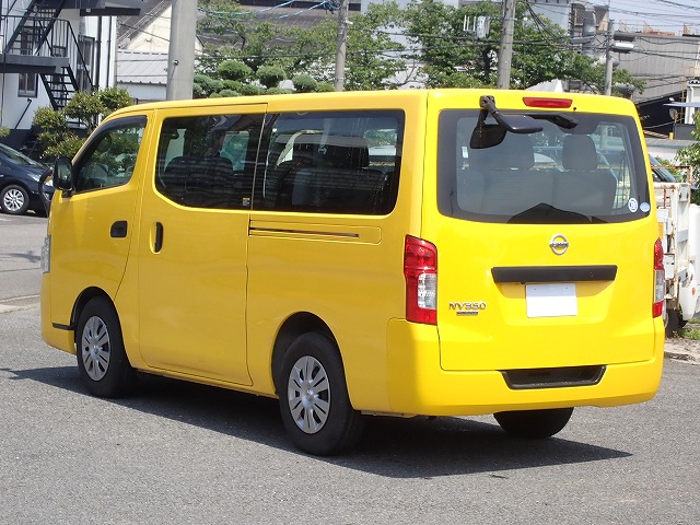 NISSAN NV 350 CARAVAN
