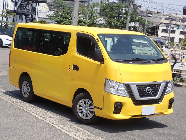 NISSAN NV 350 CARAVAN