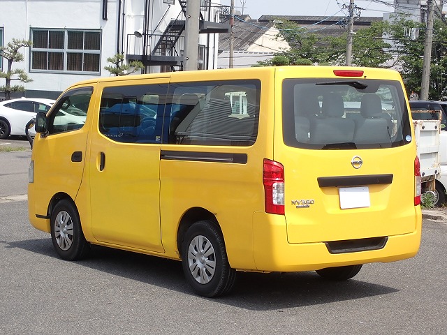 NISSAN NV 350 CARAVAN