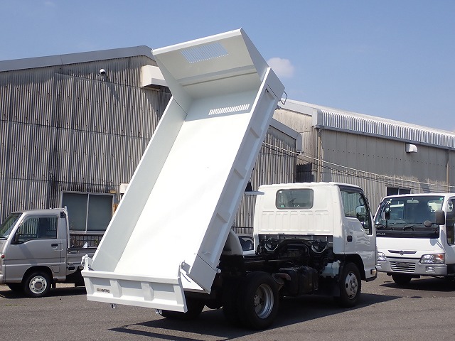ISUZU Elf Truck