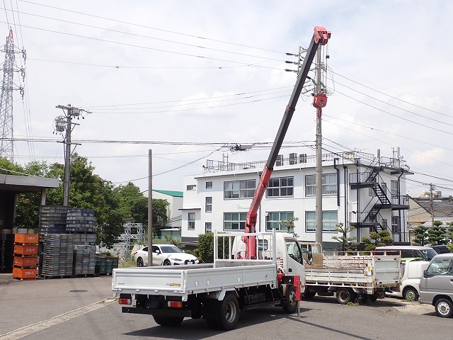 TOYOTA Dyna Truck
