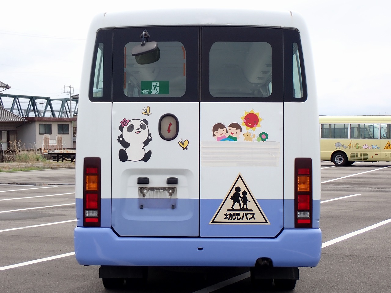 NISSAN Civilian Bus