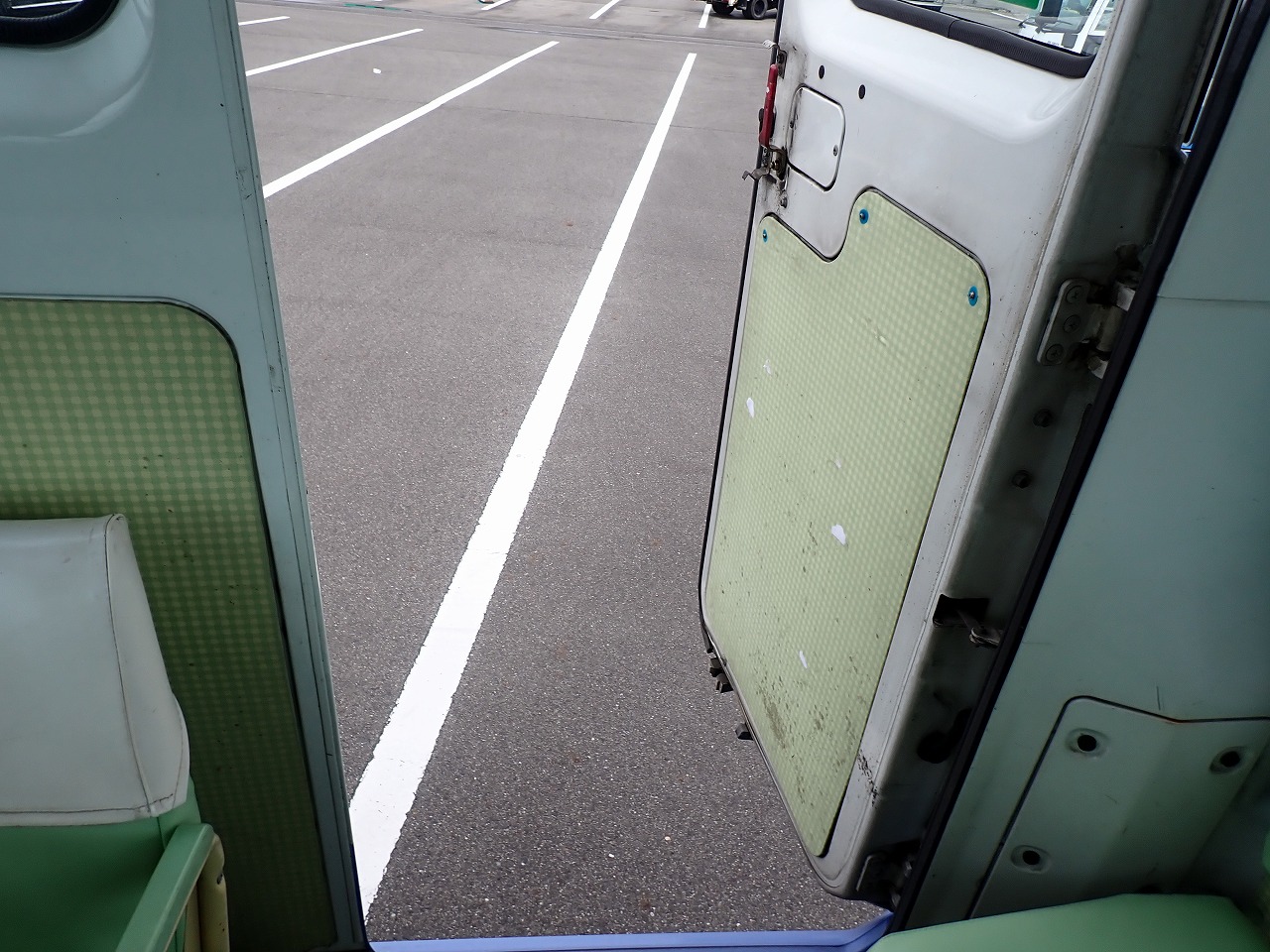 NISSAN Civilian Bus