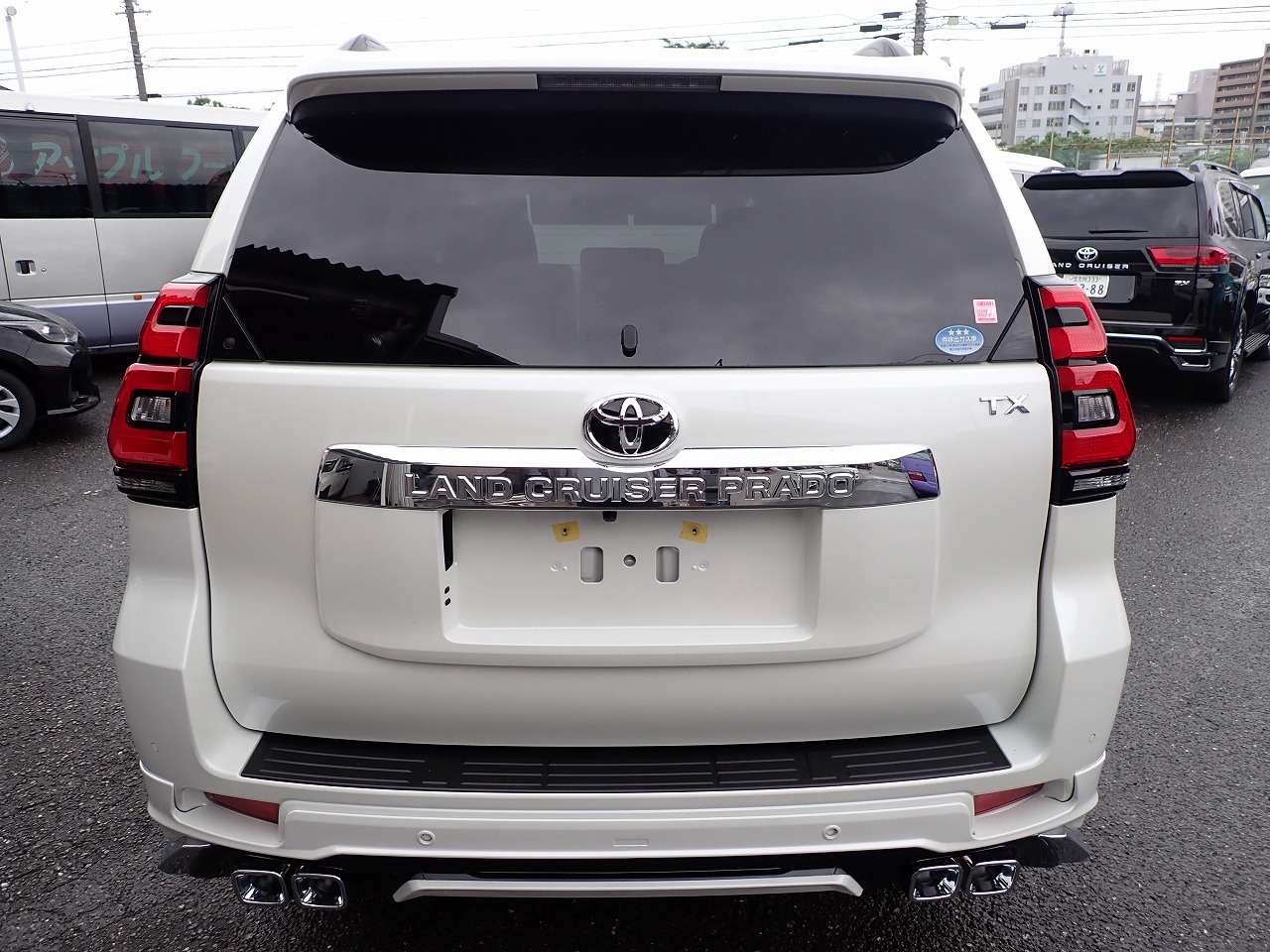 TOYOTA Land Cruiser Prado