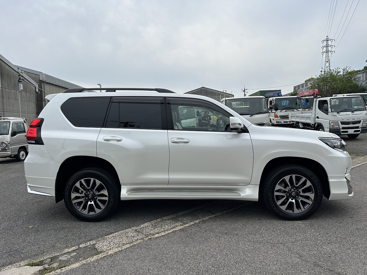 TOYOTA Land Cruiser Prado