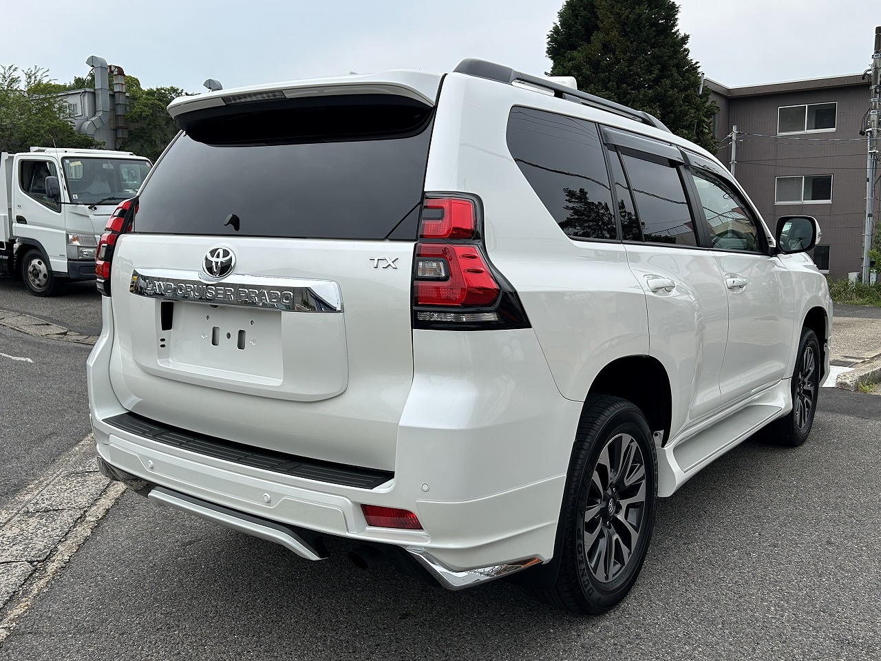 TOYOTA Land Cruiser Prado